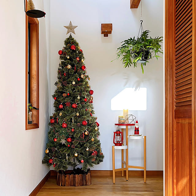 Entrance,アルザス　クリスマスツリー,アルザスツリー210cm,アルザスツリー,クリスマスツリー210㎝,クリスマスディスプレイ,クリスマスツリー,吹き抜け timtamの部屋