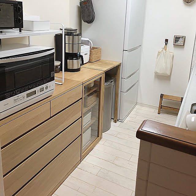 メリタコーヒーメーカー,木製キャビネット,木製チェスト,食器棚,無印良品,クッションフロア,Kitchen malco-yanの部屋