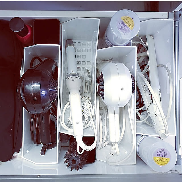 Bathroom,片付けやすい,脱衣場,ファイルボックス,セリア,ドライヤー収納,ヘアアイロン,収納,物の居場所を決めてあげる,こどものいる暮らし,取り出しやすく puritan_rの部屋