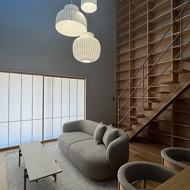 Overview,階段,障子のある家,障子,ナチュラル,ジャパンディ,ジャパンディスタイル,収納,照明,吹き抜け,本棚,ソファ,カリモク,本棚のある暮らし,カリモクケース MIKIの部屋