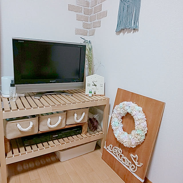 収納やディスプレイにも大活躍♪IKEAのベンチ「MOLGER」活用実例 収納やディスプレイにも大活躍♪IKEAのベンチ「MOLGER」活用実例