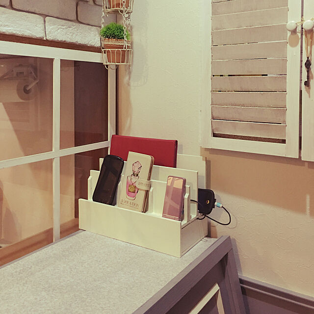 My Shelf,充電ステーション DIY,DIY,100均,沖縄,白,ダイソー,フレンチ mikoの部屋