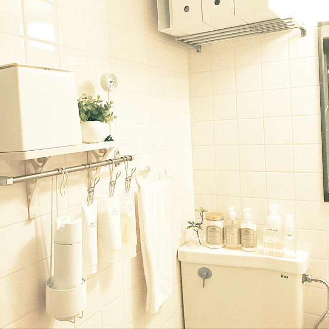 Bathroom,ユニットバス,無印良品,ホワイトインテリア,フェイクグリーン,セレクトショップ AQUA chikoの部屋
