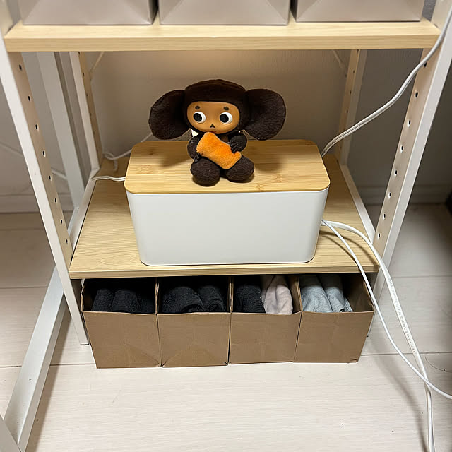 ダイソー,ナチュラル,クローゼット,100均,狭い,恥ずかしながら、記録に。,紙袋で収納,暮らしの投稿,ダイソーの紙袋 KNの部屋