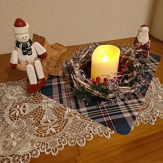 My Shelf,クリスマス,クリスマスディスプレイ,サンタ,飾り棚ディスプレイ,癒しの空間,リース,ニトリ,LEDキャンドル 38catの部屋