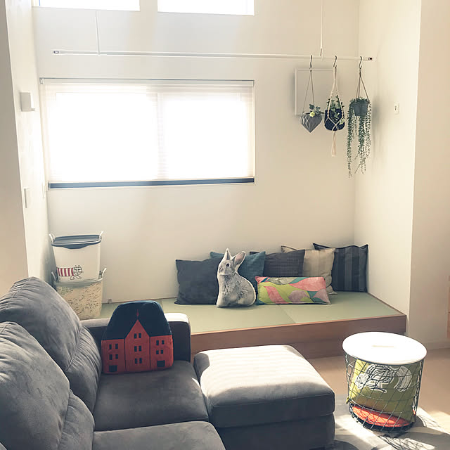 Lounge,nasta エアフープ,吊り下げグリーン,ムーミン,リサラーソン,スタックストー,salut! クッション,ニトリ クッション,IKEA クッション,北欧,北欧インテリアに憧れる,小上がり畳,小上がり,IKEA,KVISTBRO,ニトリ ラグ,ソファ 馬場家具 ジーナ,ビタミンカラー,タチカワブラインド,ミサワホーム,Francfranc,swing pot diamond momongaの部屋