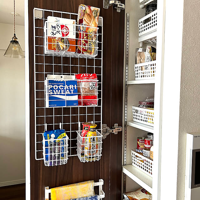 Kitchen,工夫する楽しさ♪,ダイソーワイヤーバスケット,吊り下げ収納,すっきり暮らす,マンション暮らし,気まぐれ投稿すみません…,心地よい暮らし,プチプラ雑貨 retronの部屋