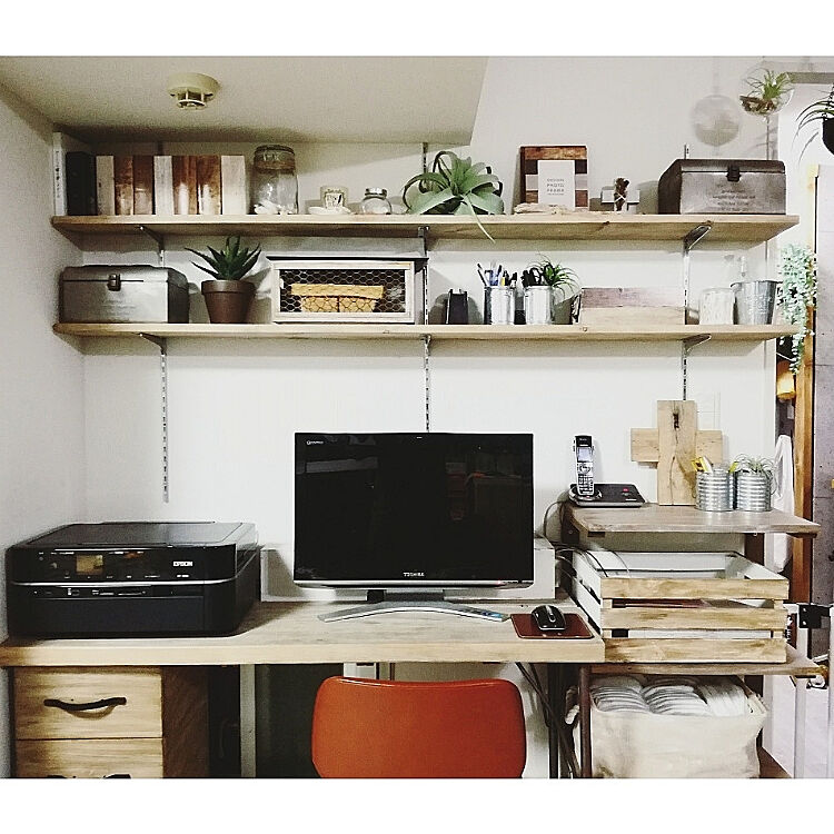 仕事を効率化 居心地が良いホームオフィスを作る方法 Roomclip Mag 暮らしとインテリアのwebマガジン