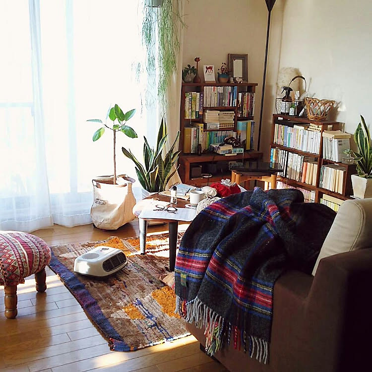 寒さに負けない リビングで使いたいあったかアイテム Roomclip Mag 暮らしとインテリアのwebマガジン