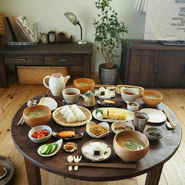 これぞ究極のほっこり感♡床に近い生活のススメ