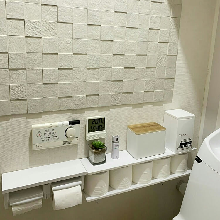 すっきり整えて使いやすさもアップ！トイレの収納アイデア