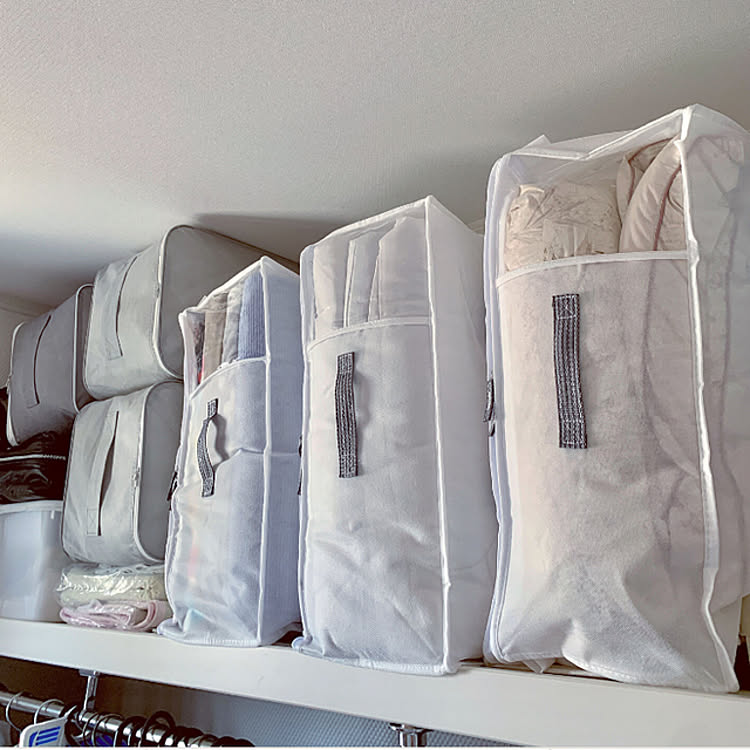 かさばる布団がスッキリ片付き、出し入れもスムーズに！置き場所に合わせた布団収納アイデア10選