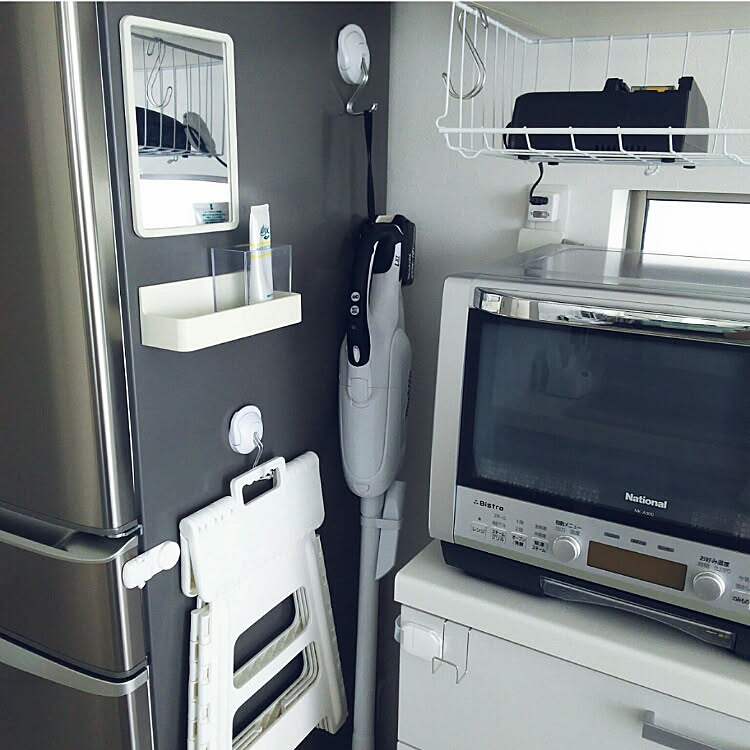 さっと使えるのが本当に便利 コードレス掃除機の見せる収納 Roomclip Mag 暮らしとインテリアのwebマガジン