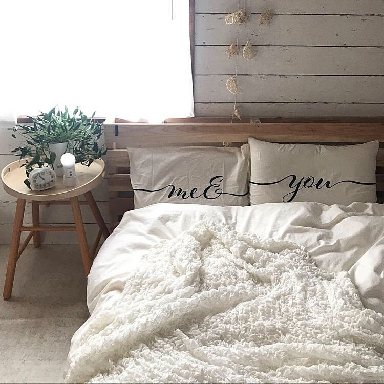 あなたはどっち派？無印良品とニトリの寝具カタログ | RoomClip mag