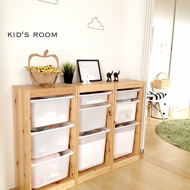 色を味方に雑貨を飾ろう 北欧スタイルの子ども部屋 Roomclip Mag 暮らしとインテリアのwebマガジン