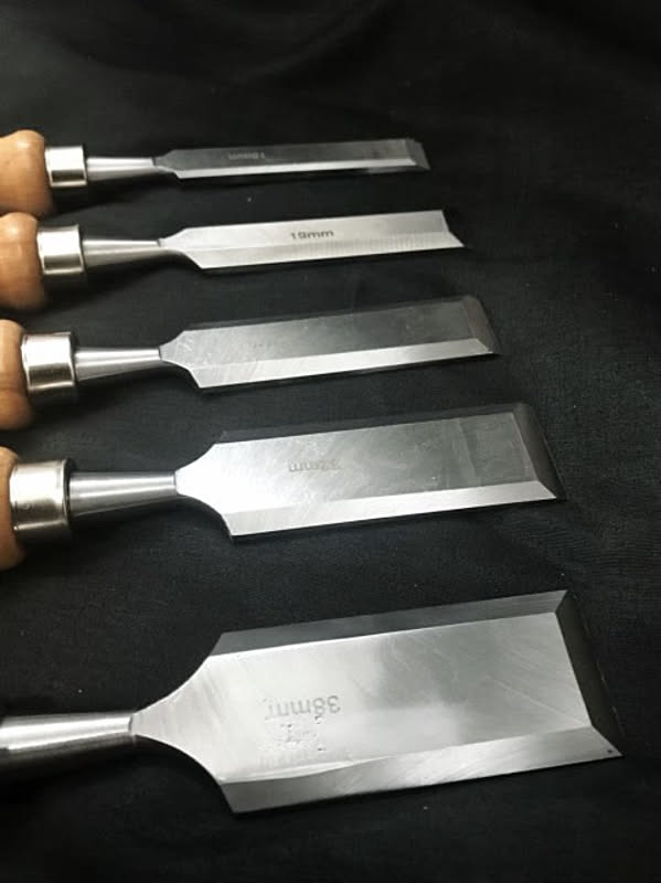 鑿 ノミ 5本セット たたきノミ しのぎノミ ホゾ穴を彫る 大工 工具 裏打ち 内装 作業用 カンナ台 大工道具 木材加工工具
