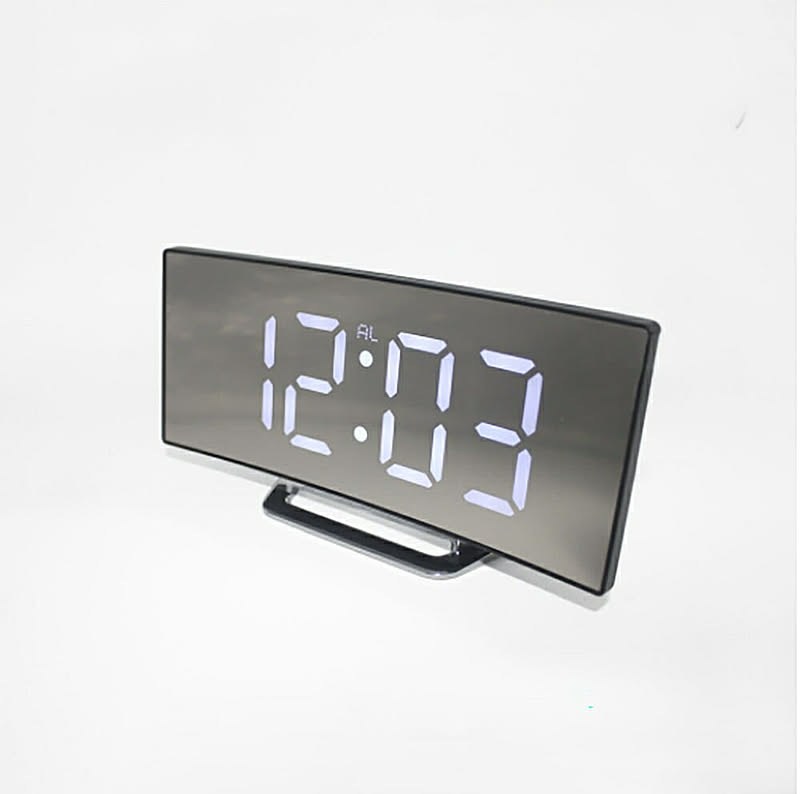 置き時計 デジタル ミラークロック 鏡 アンティーク デジタル時計 置時計 欧風 数字 アメリカンクロック インテリア おしゃれ かっこいい モダン レトロのレビュー クチコミとして参考になる投稿0枚 Roomclipショッピング
